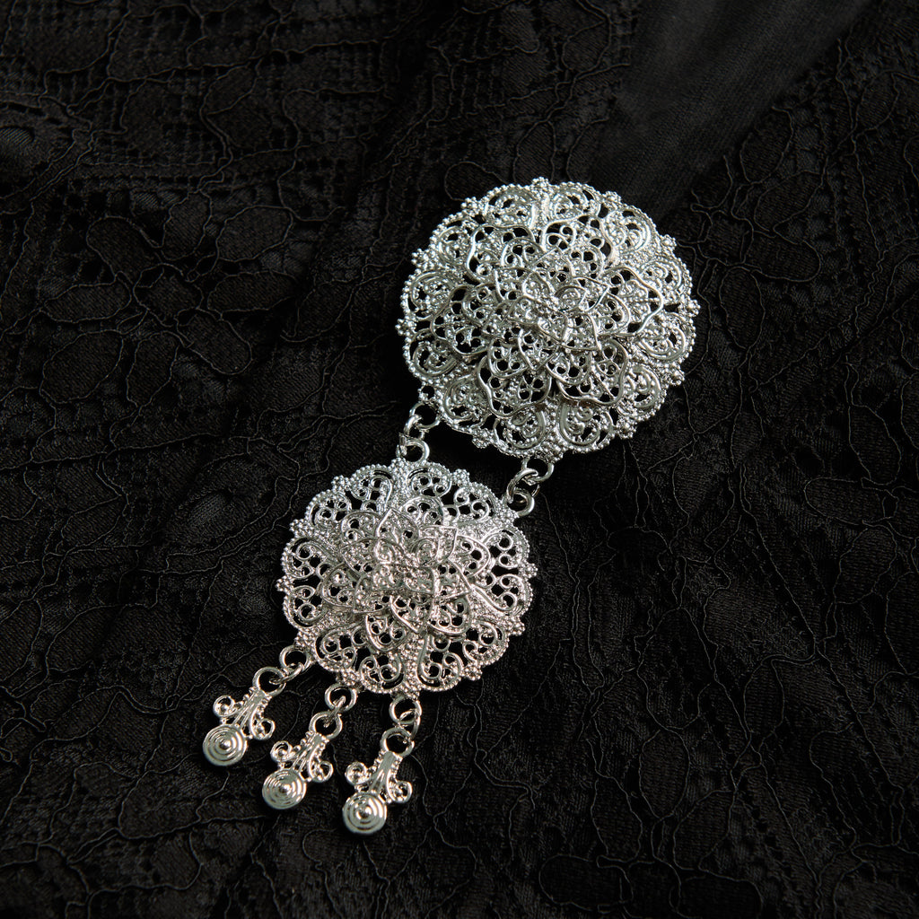Kebaya Brooch Dokoh