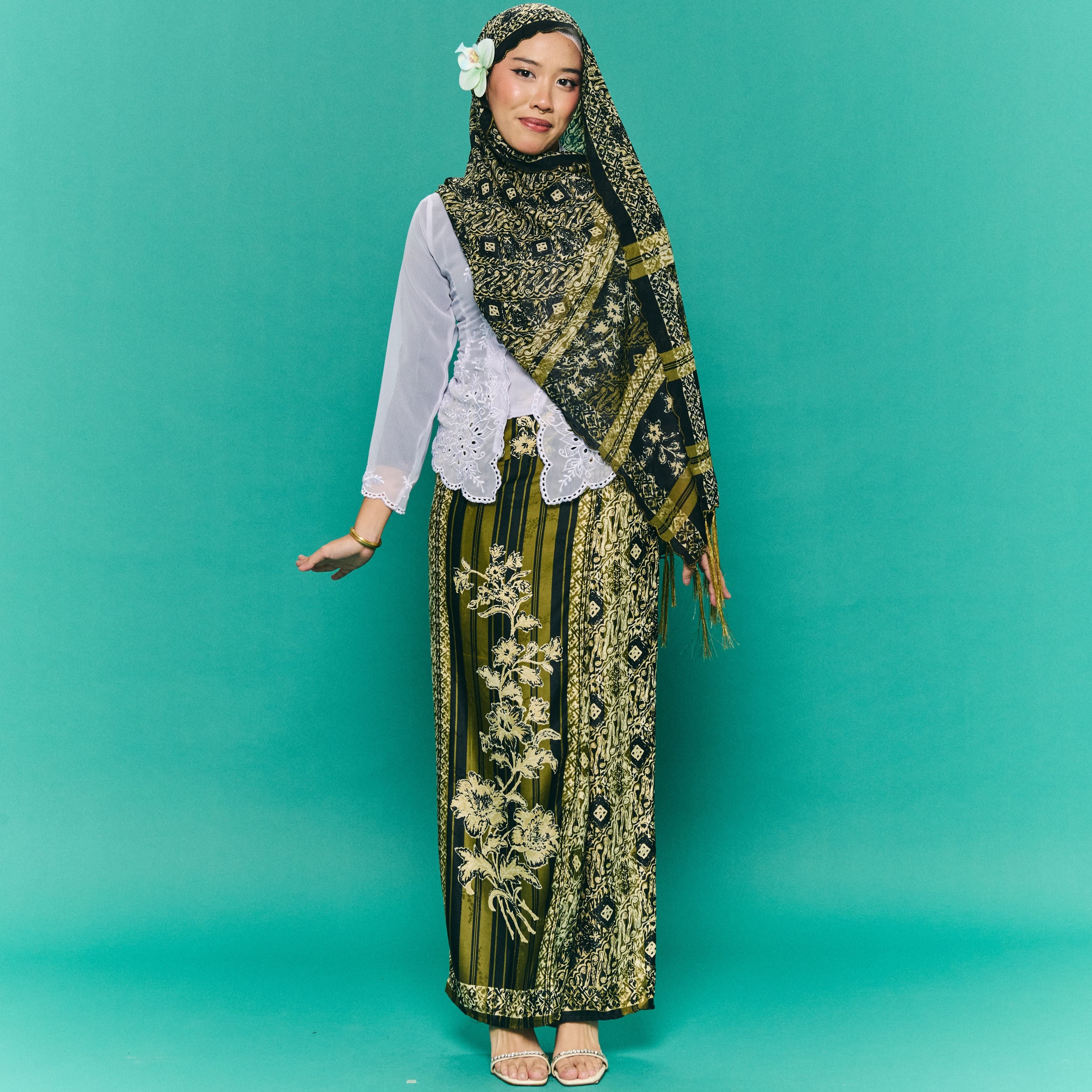 SKIRT SET - Shawl & Skirt