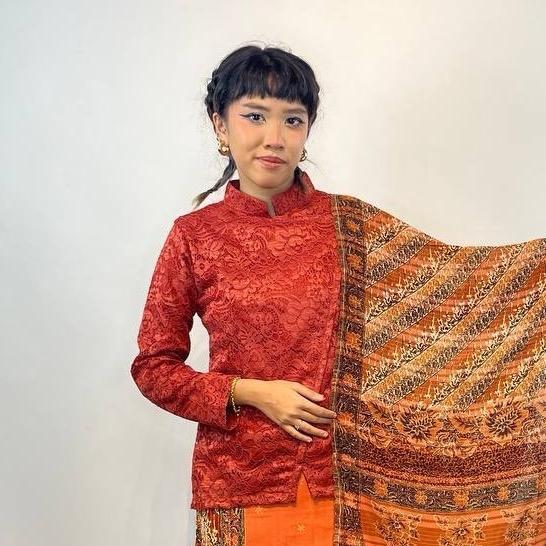 RIMBUNKL KEBAYA GADIS KRETEK (top only)