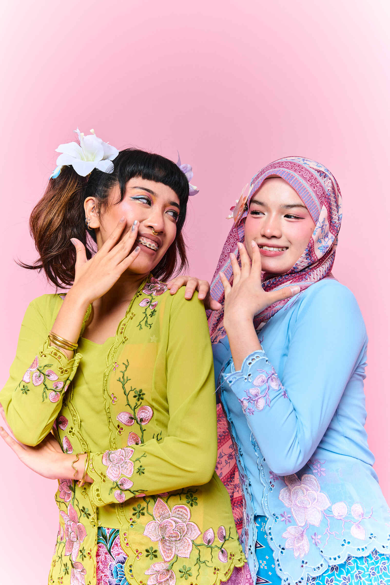 RIMBUNKL Kebaya Top Nori Corak(top only)