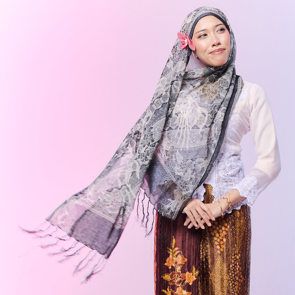 RIMBUNKL BATIK SHAWL WITH FRINGE