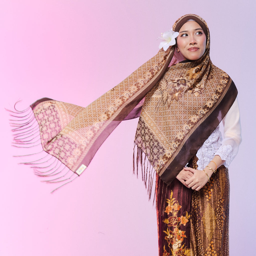 RIMBUNKL BATIK SHAWL WITH FRINGE