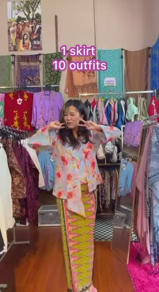 Customer wearing RIMBUNKL